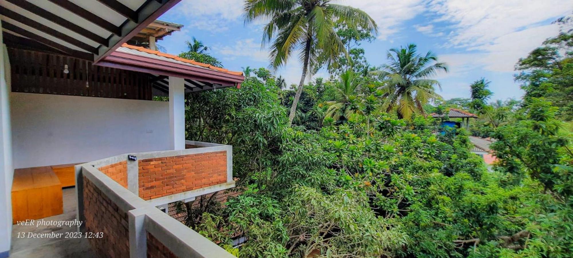 Отель Jungle Escape Hiriketiya Диквелла Экстерьер фото